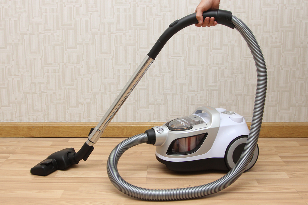 Vacuum cleaner